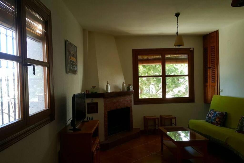 Apartamento Rústico VILLA MOCA Bubión Exterior foto